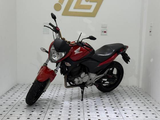 HONDA CB 300R 